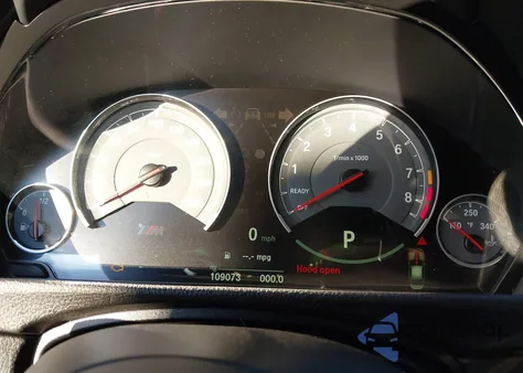 2015 BMW M3 z USA, uszkodzony, nr VIN WBS3C9C52FP803062